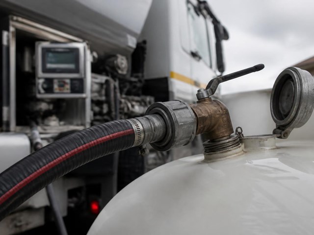 ¿Qué cantidad mínima de litros hay que pedir en un suministro de gasóleo a domicilio?