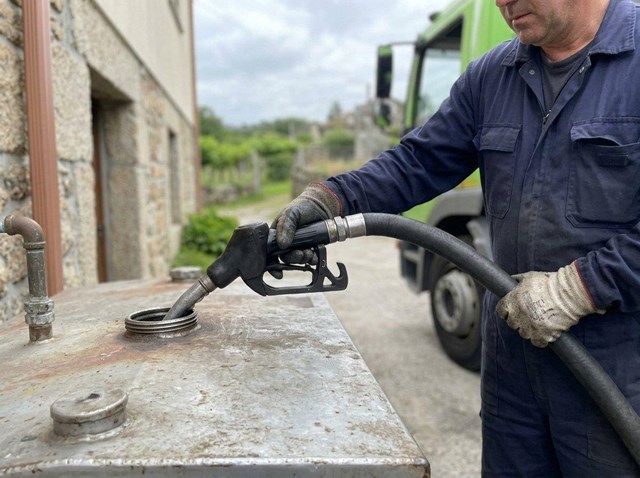 Reparto sin esperas: distribución de gasóleos a domicilio en Gondomar - Imagen 1