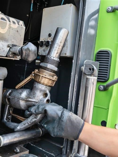 Foto 1 Reparto sin esperas: distribución de gasóleos a domicilio en Nigrán